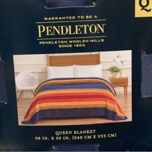 NEW- Pendleton Sherpa Fleece Blanket Queen Grand Canyon Aztec 98 x 92 NWT